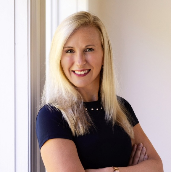 Meet your Posher, Monika - Picture 1 of 1